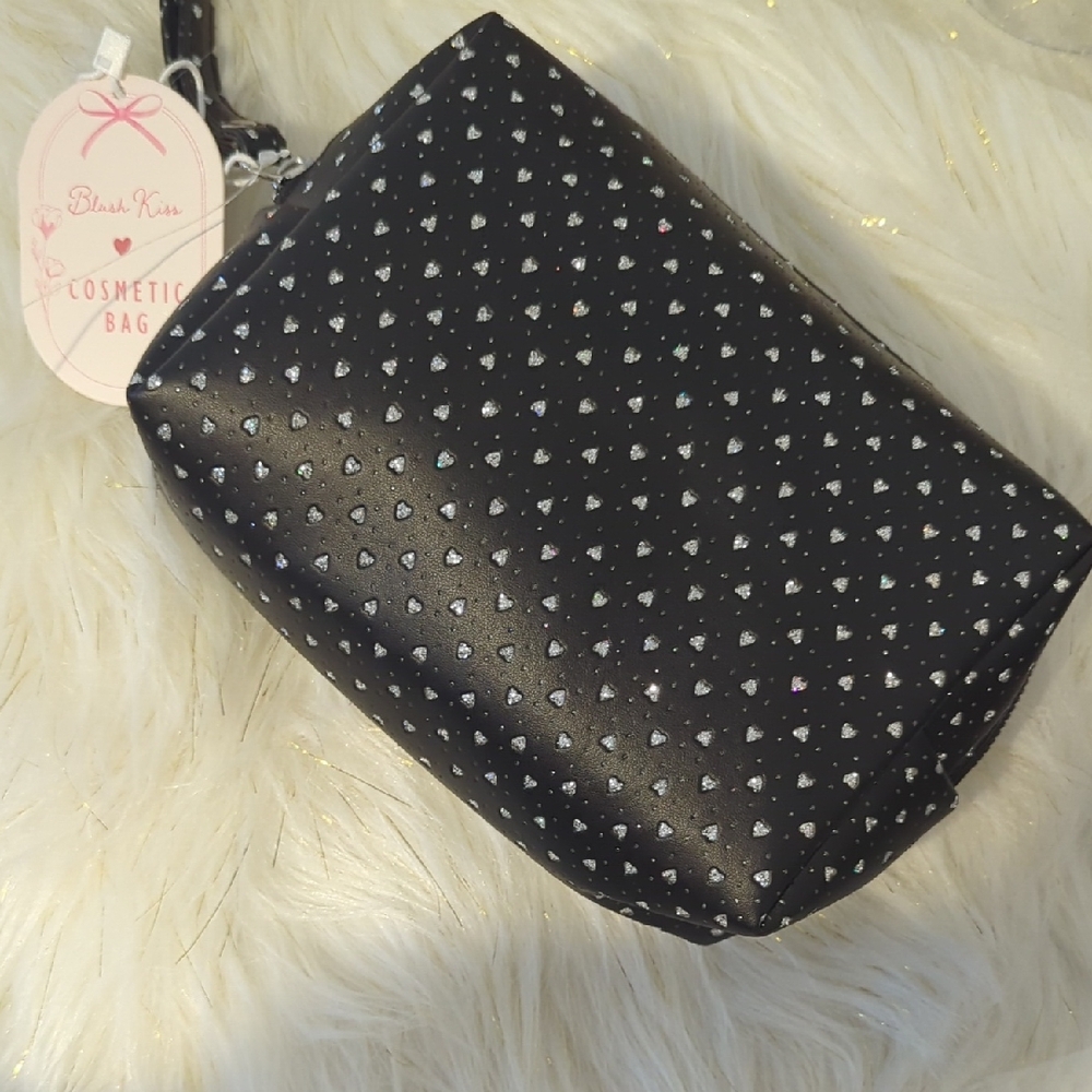 Black Heart Pattern Cosmetic Bag